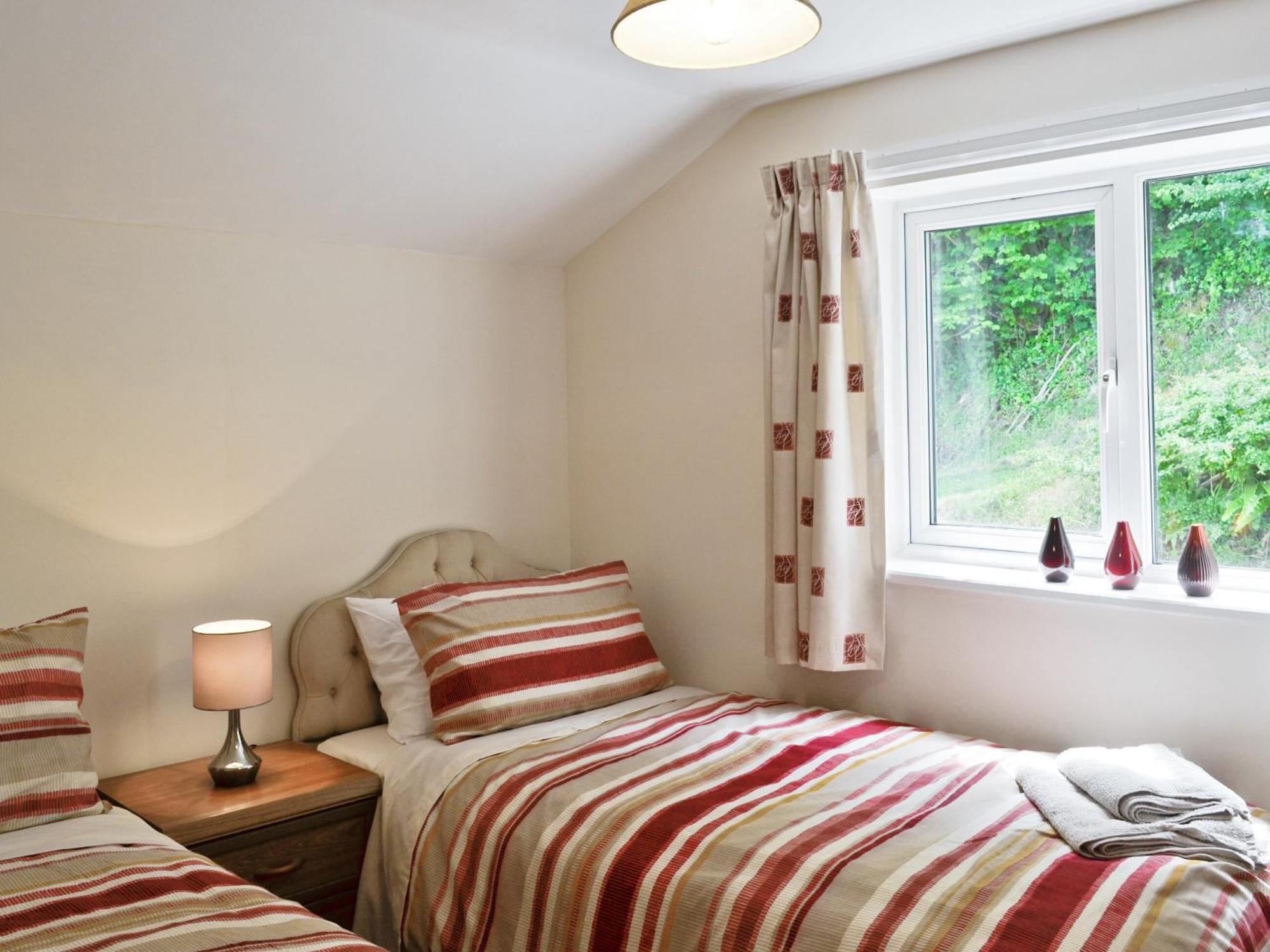 Thornhill Villa Whitchurch  Buitenkant foto