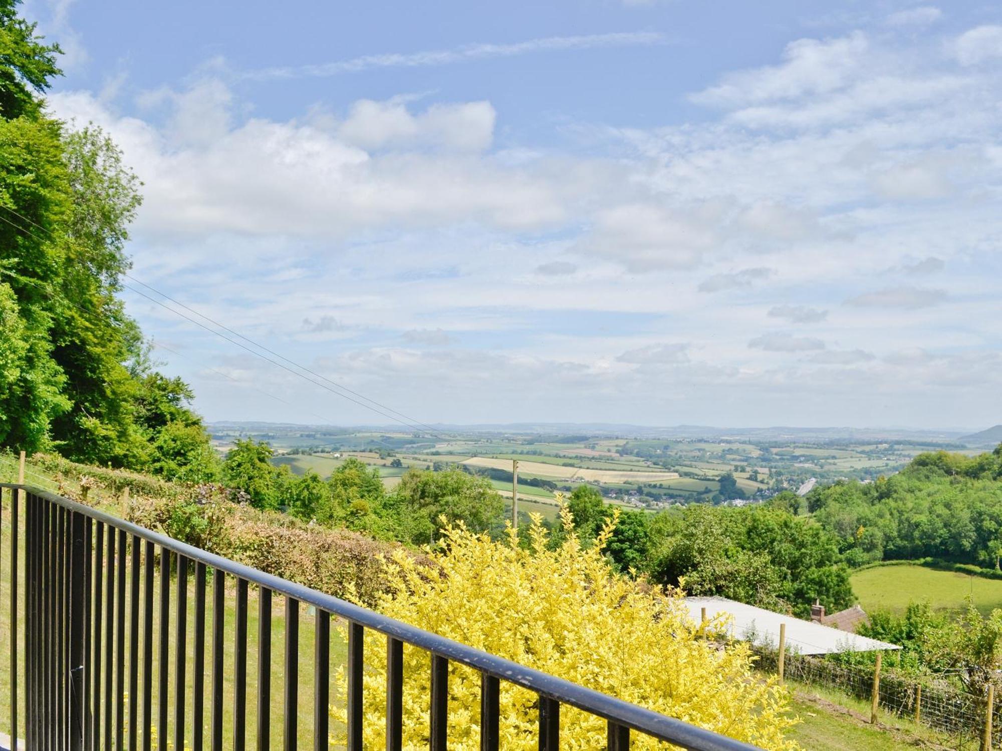 Thornhill Villa Whitchurch  Buitenkant foto